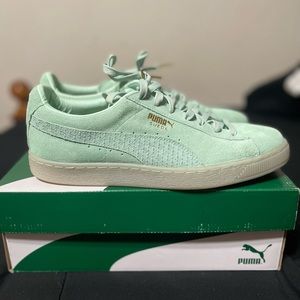 Men puma suede size 10.5